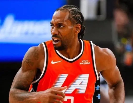 开云-爱游戏-伦纳德你太狠了！快船尘封了50年的纪录，就这样被你打破了|小卡|西部|洛杉矶快船队|三分球|篮板_新浪体育_新浪新闻